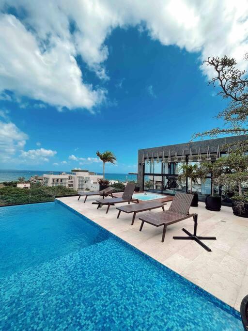 Modern Apartment/jacuzzi/sauna/pool/gym Apartamento Playa del Carmen